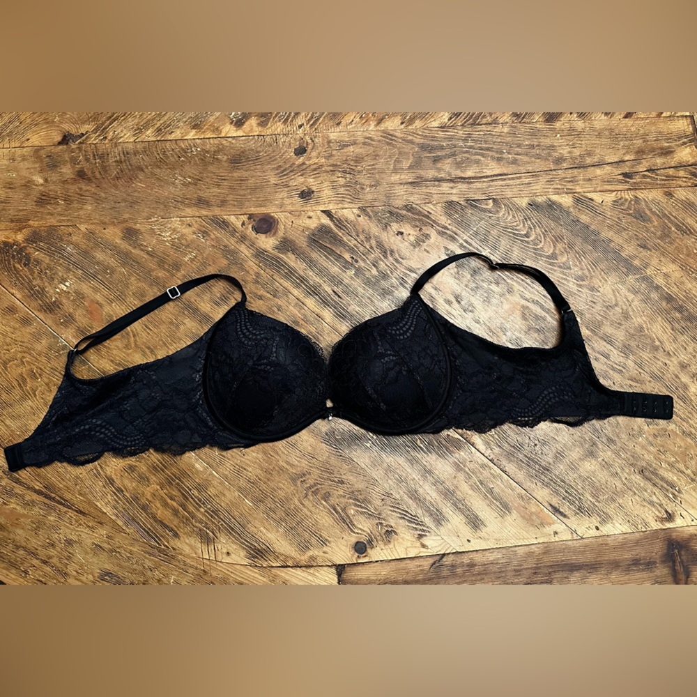 Victoria's Secret Black Underwire Bra Intimates 36B